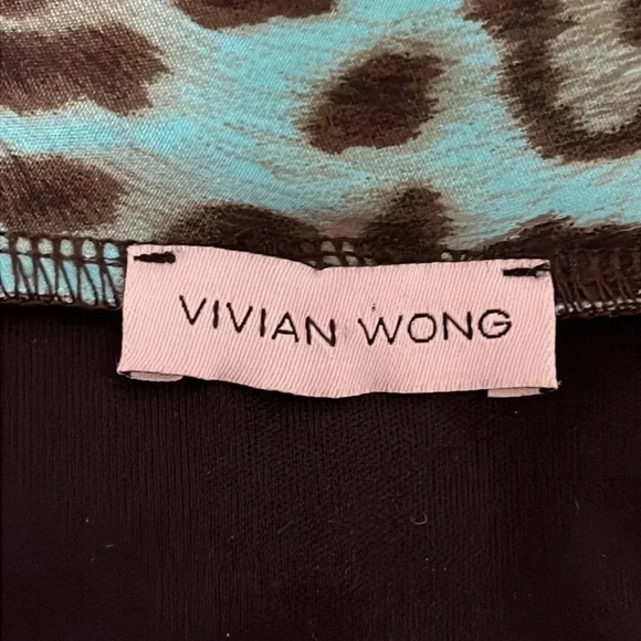 Vivian Wong Sleeveless Bodycon Leopard Print Dress - Picture 11 of 12
